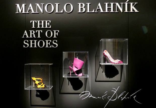Manolo-Blahnick-The-Art-Of-Shoes-Anallasa